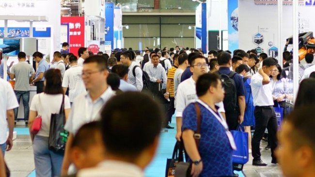 �Ϻ����H���|(zh��)�����c����Ҽ��g(sh��)չ�[��չ�^ȫ�����࣬չλ����N����