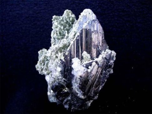 �M���u��ӹ���l(f��)չ