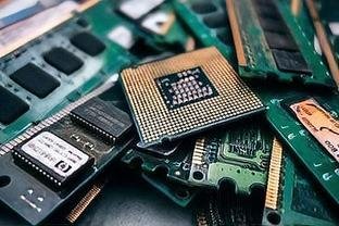 Ȫ���²������߳��t����(y��u)�Ȱl(f��)չ�댧(d��o)�w���ϡ�ʯīϩ���I(l��ng)�� 