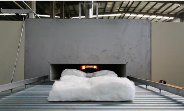 ɽ�|�|����w��������������X�w�S  �Ї��X�Iǰ�����ȃ���4.51�|�p��44.31% ���������X�аlͶ������