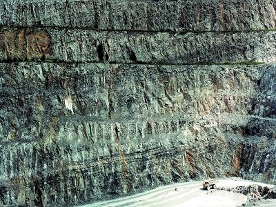 250��ѭ�h�ġ�̼�p�š����g��أ���ʯ�ҹ��I�ĭh���Գ�ǰ�᣿