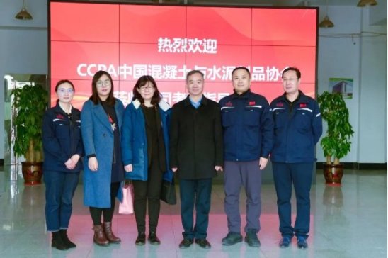 �Ї��������cˮ����Ʒ�f�����Е��L�����Fһ�и����ᘷ�Cе�{�н���