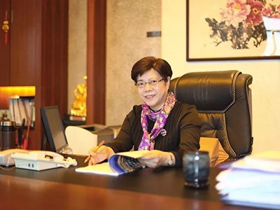 61�q�º����I�������r�^�ك|  �@λ�댧�w�I���Ů����V�҂�Ů�ԟo�豻���g���x