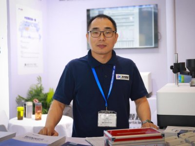 �����������`�š������������L����΢�{�w���x���ɷ����޹�˾�Ј�����(j��ng)���ϬF(xi��n)��