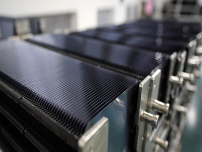 ͨ����¡��������˹��һ������̩���|������������M�����^�;��ι�Ƭ�ߴ�˜��_�ɹ��R��