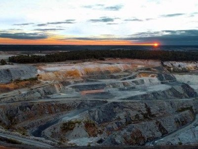 ����������x����ϡ�����i��ǰ���~��ɡ�ʮ���塱�ҵVĿ��