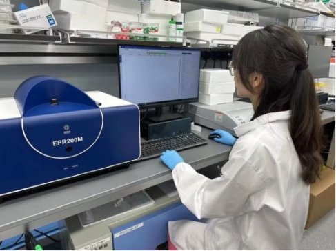 �Ї��������M������У�����x����EPR200M�����¼�������W