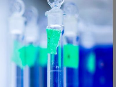 ��ʮ�����Ϻ����H�����b�䲩�[��