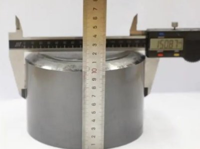 �����״κ���_100 mm! ̼����ξ����Lȡ�����Mչ