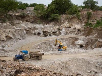 �y������ĸβ�V���о���