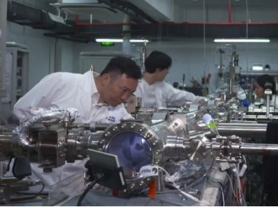 �Ϻ�΢ϵ�y���_�l�����S�͹���оƬ���ξ������X�����P�I����