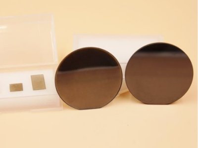 ����ʯ��������Ƹ�����оƬ���bɢ��