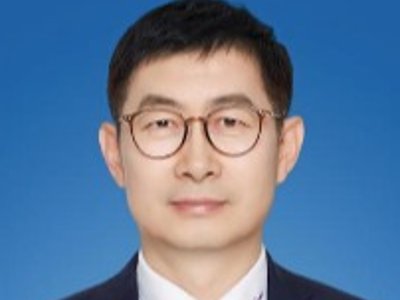 �Զ������ڼ����·���W(xu��)�C(j��)е���⼼�g(sh��)��·�ϡ����A����ƶ����L·�´�