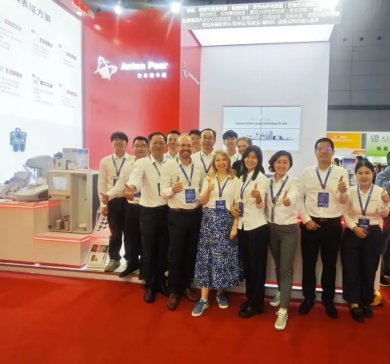 չ��ֱ�� | �W�R���|��չ�_�����i늳ز��ϱ�����Q�·���