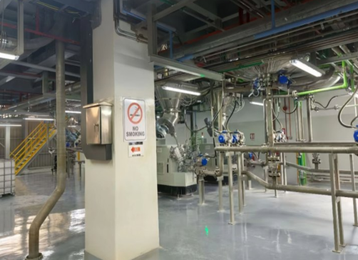 �������L�R���������ܹ��S�Ӱ幤�̣����L���������c�Gɫ�������{�D