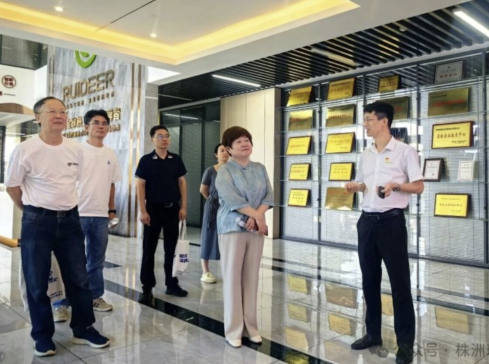 ����ʡ���p�M�p�D�����ҽM�W�R�� ��{��ָ��