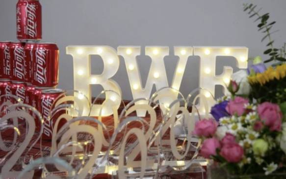 BWF���¾��r�����ͬ����