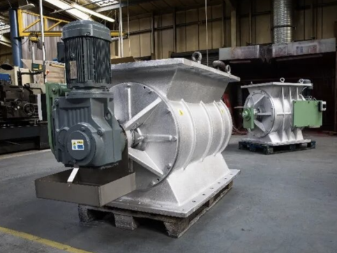 ���ɿˣ�Gericke�����D�y�m���ڸ��g�ԭh����ĥ�g�ԮaƷ